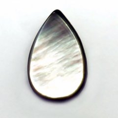 Forma gota en Nacarado de Tahiti - 24 x 15 mm